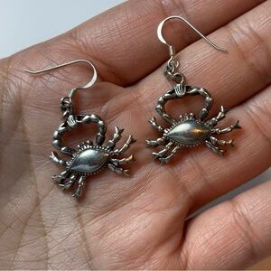 Vintage Charming crab-shaped earrings, 925 Sterling Silver, Gift for Ocean Lover